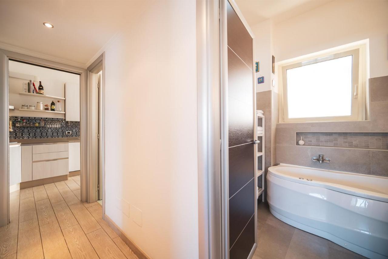 Апартаменти Tiber House 60 Rome Marconi - Rome Vacation M&D Екстер'єр фото